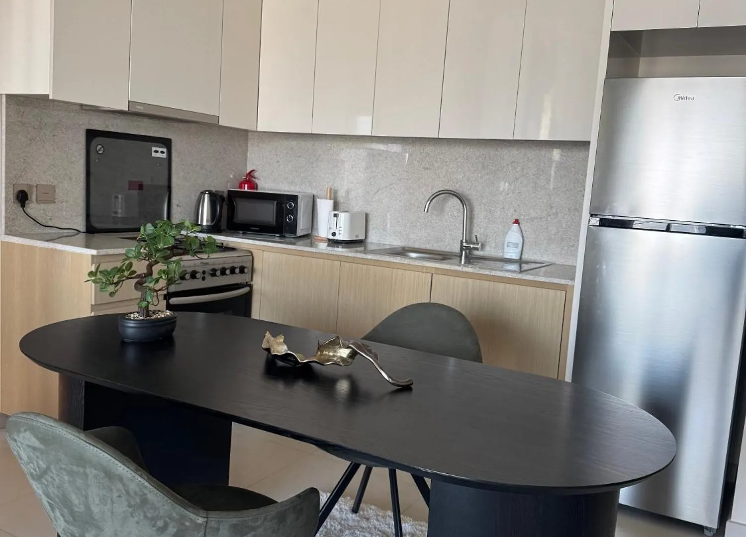 Burj Royale High Floor Apartment Near Dubai Mall